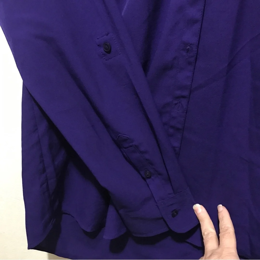 Talbots Button Down Cute Work Wear blouse M - Picture 3 of 9